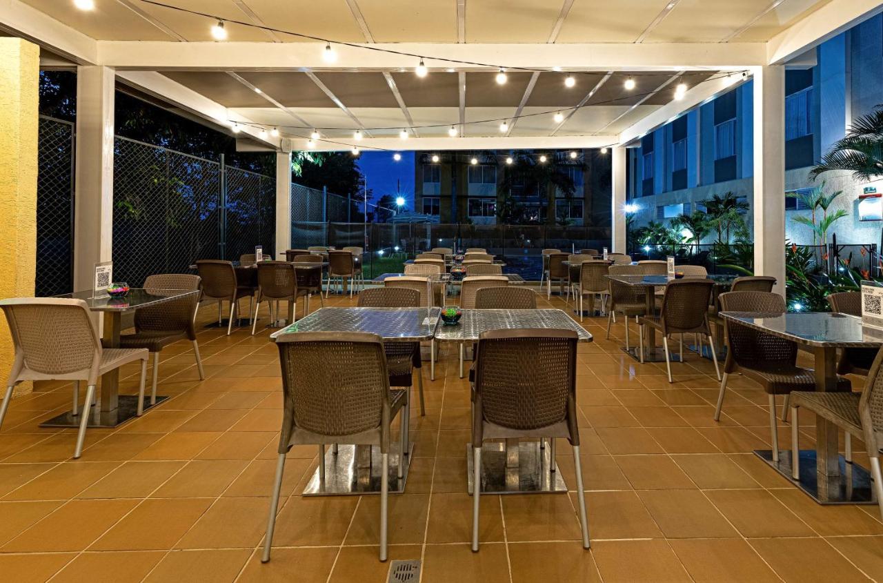 Best Western Puerto Gaitán Extérieur photo